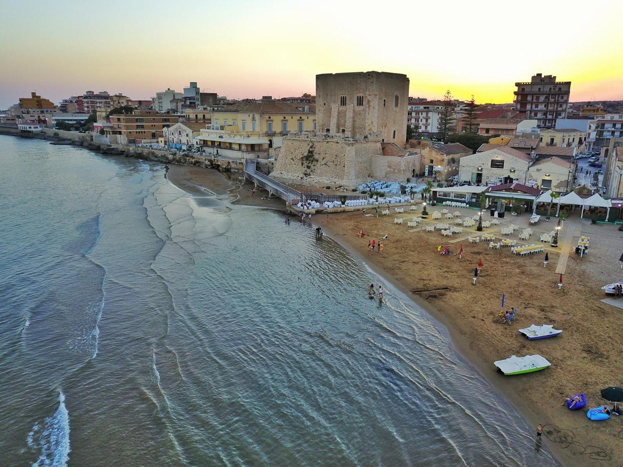Appartamento Montenero Pozzallo Bagian luar foto